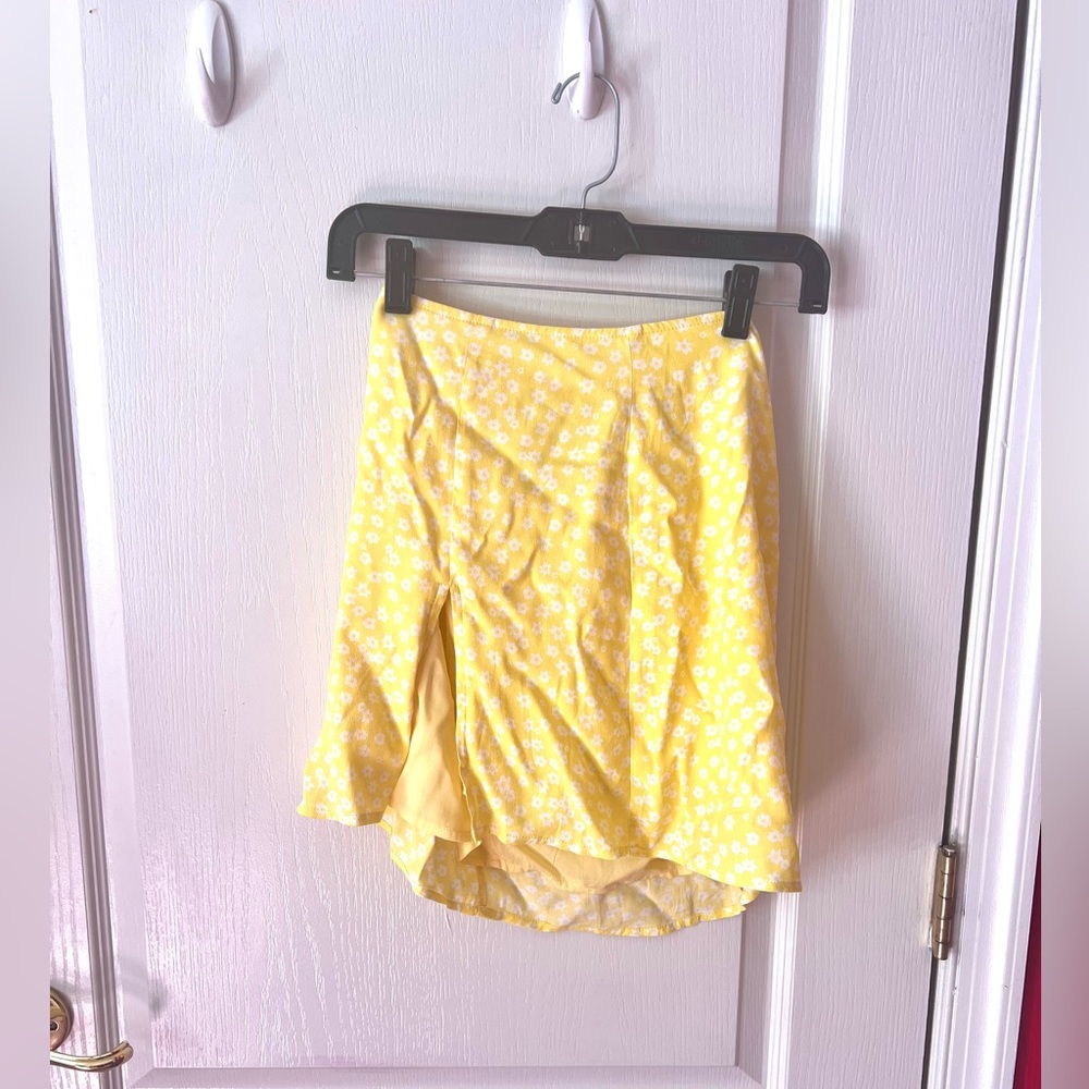 Yellow flower skirt by Red Dress Boutique